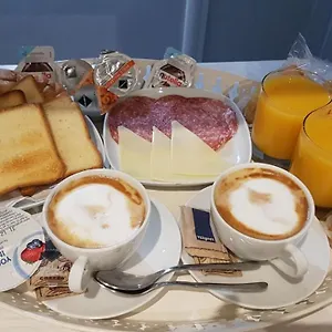  Konukevi Il Corso